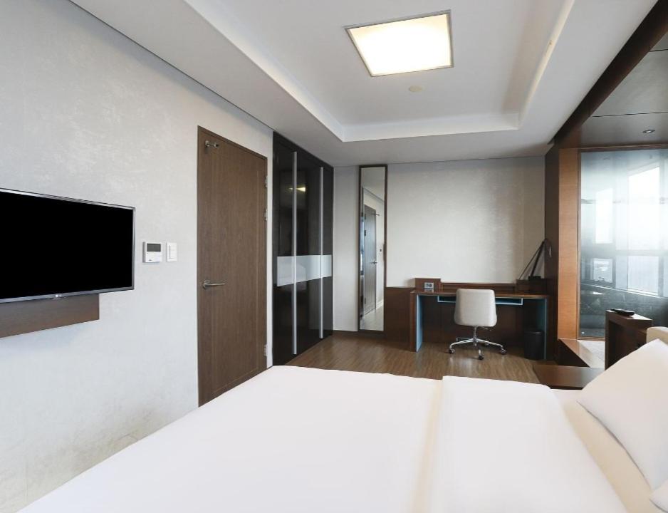 Haeundae Wide Ocean View & Residence Busan Exteriör bild
