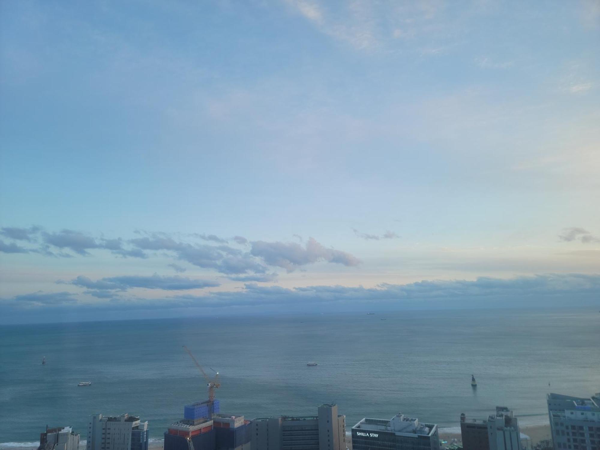 Haeundae Wide Ocean View & Residence Busan Exteriör bild
